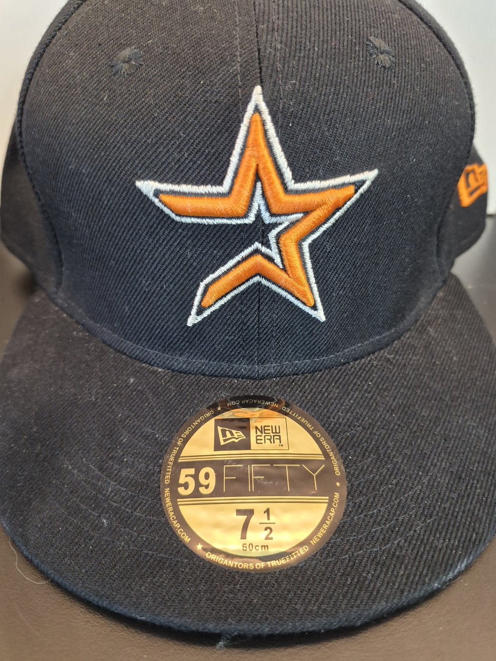 New Era 59FIFTY MLB Houston Astros New 7 1/2 Fitted Cap. Raised Embroidered Logo